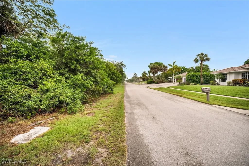 2023 Sheffield Avenue Marco Island FL 34145
