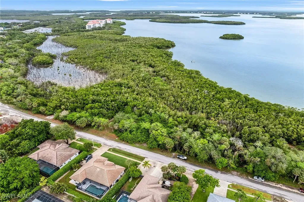 2023 Sheffield Avenue Marco Island FL 34145