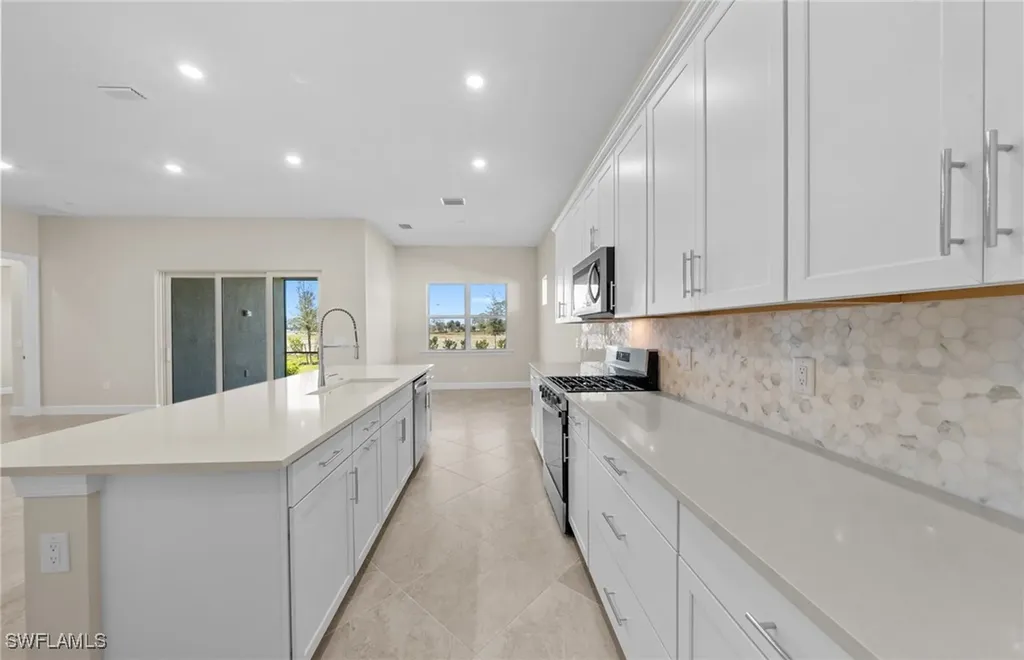 7136 Chapel Creek Lane North Fort Myers FL 33917