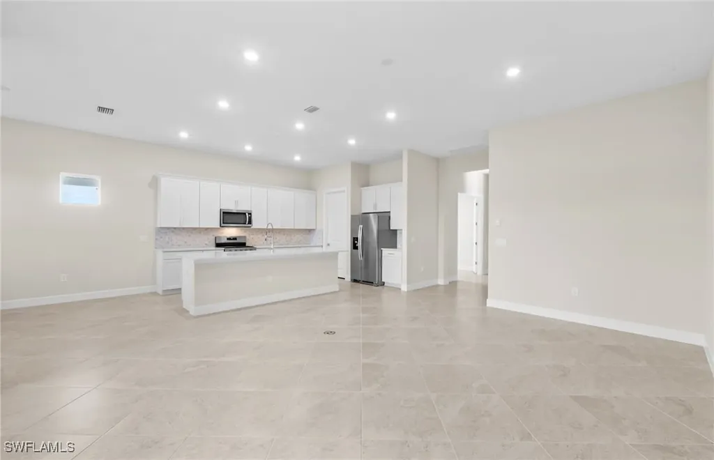 7136 Chapel Creek Lane North Fort Myers FL 33917