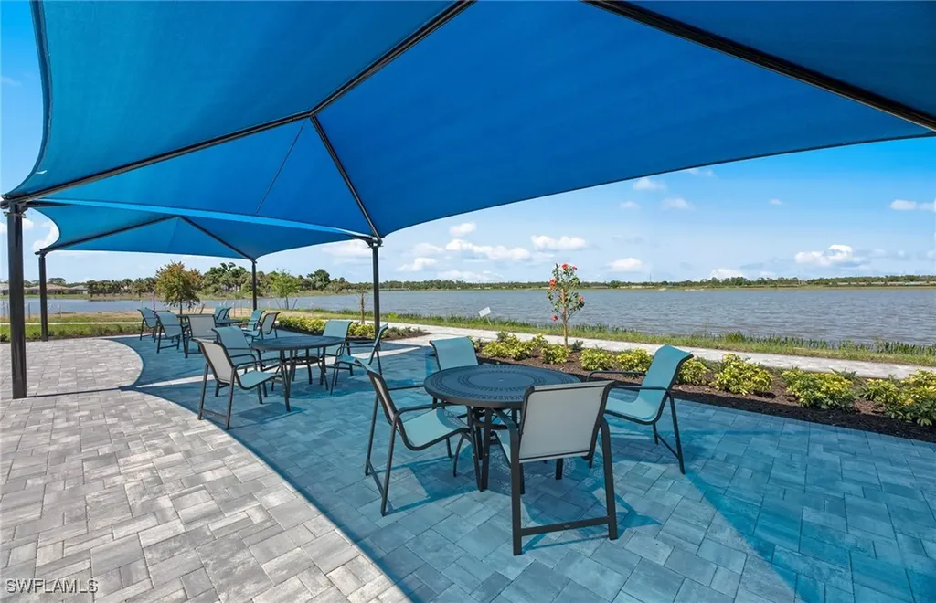 7136 Chapel Creek Lane North Fort Myers FL 33917