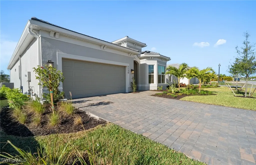 7136 Chapel Creek Lane North Fort Myers FL 33917