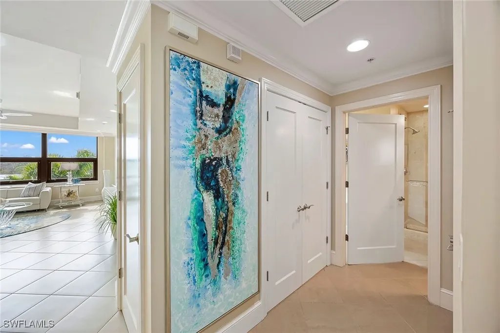 9115 Strada Place Naples FL 34108