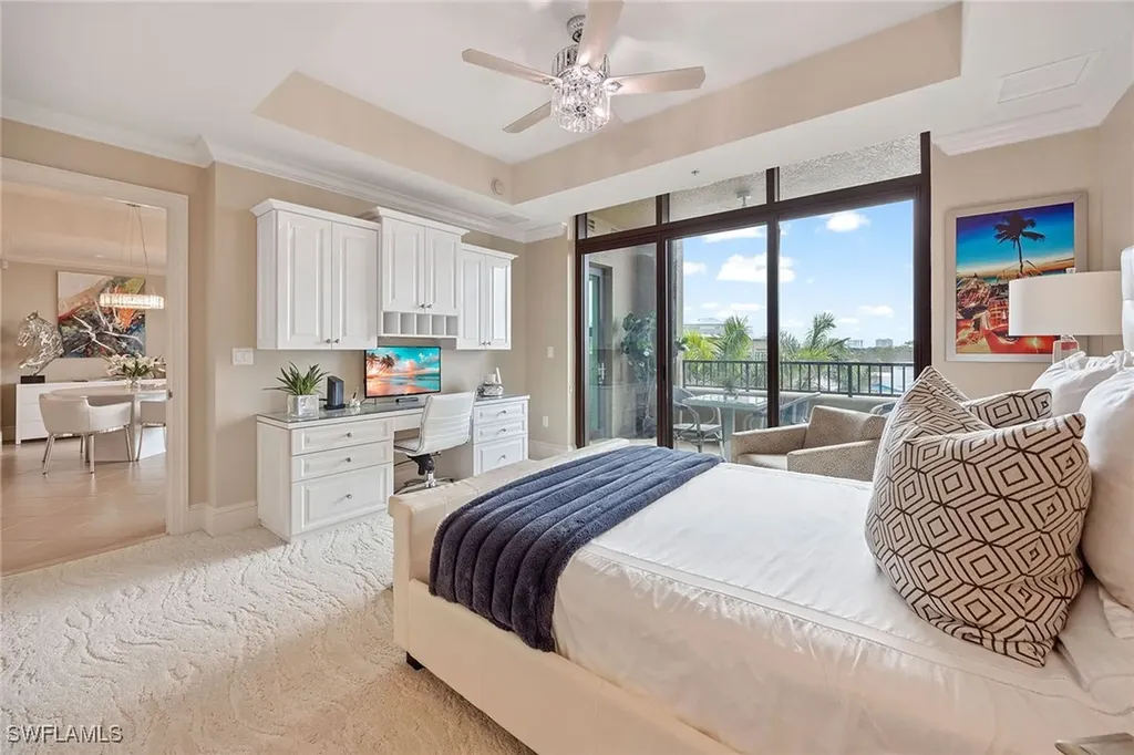 9115 Strada Place Naples FL 34108