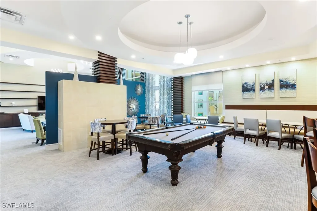 9115 Strada Place Naples FL 34108