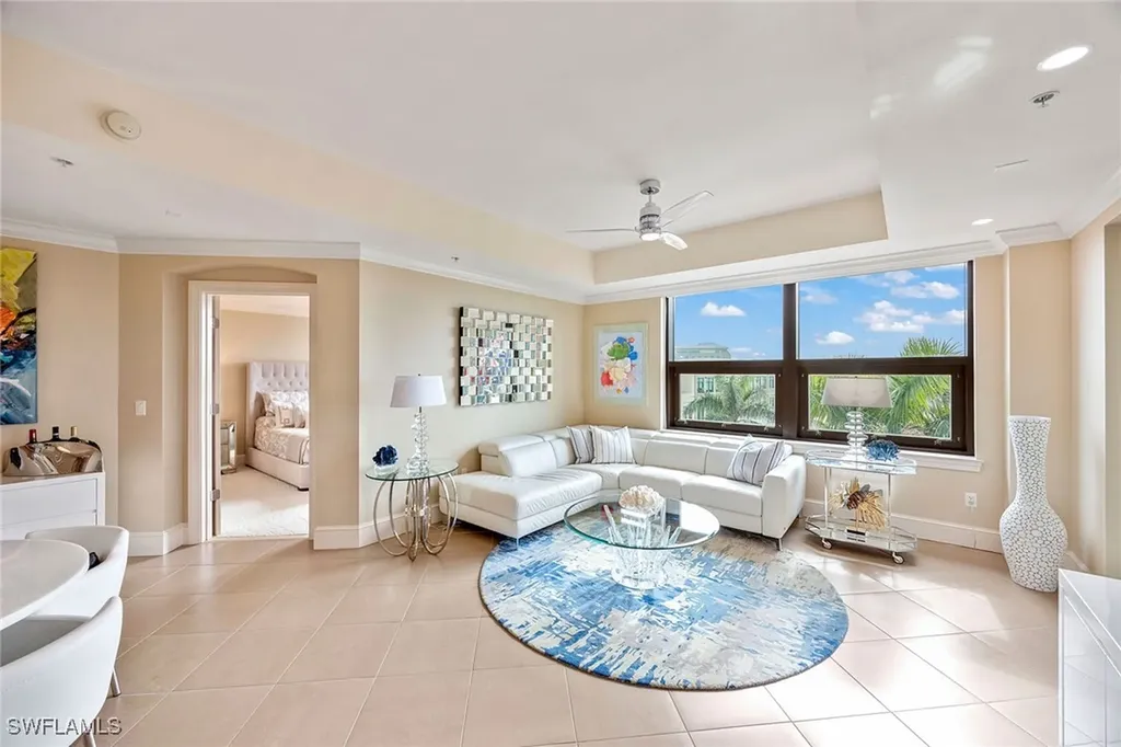 9115 Strada Place Naples FL 34108