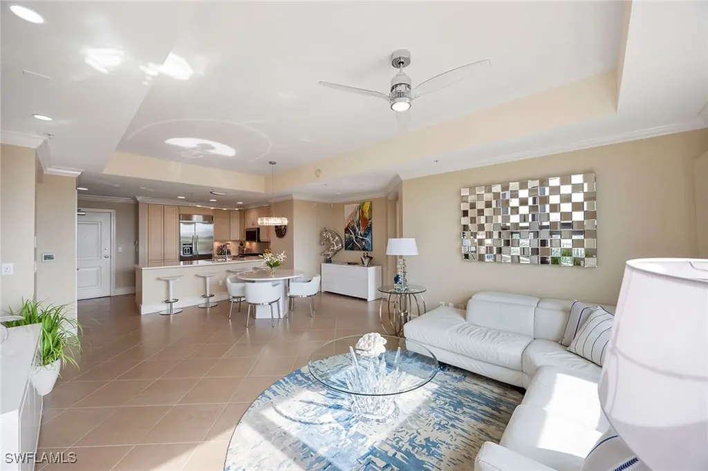 9115 Strada Place Naples FL 34108