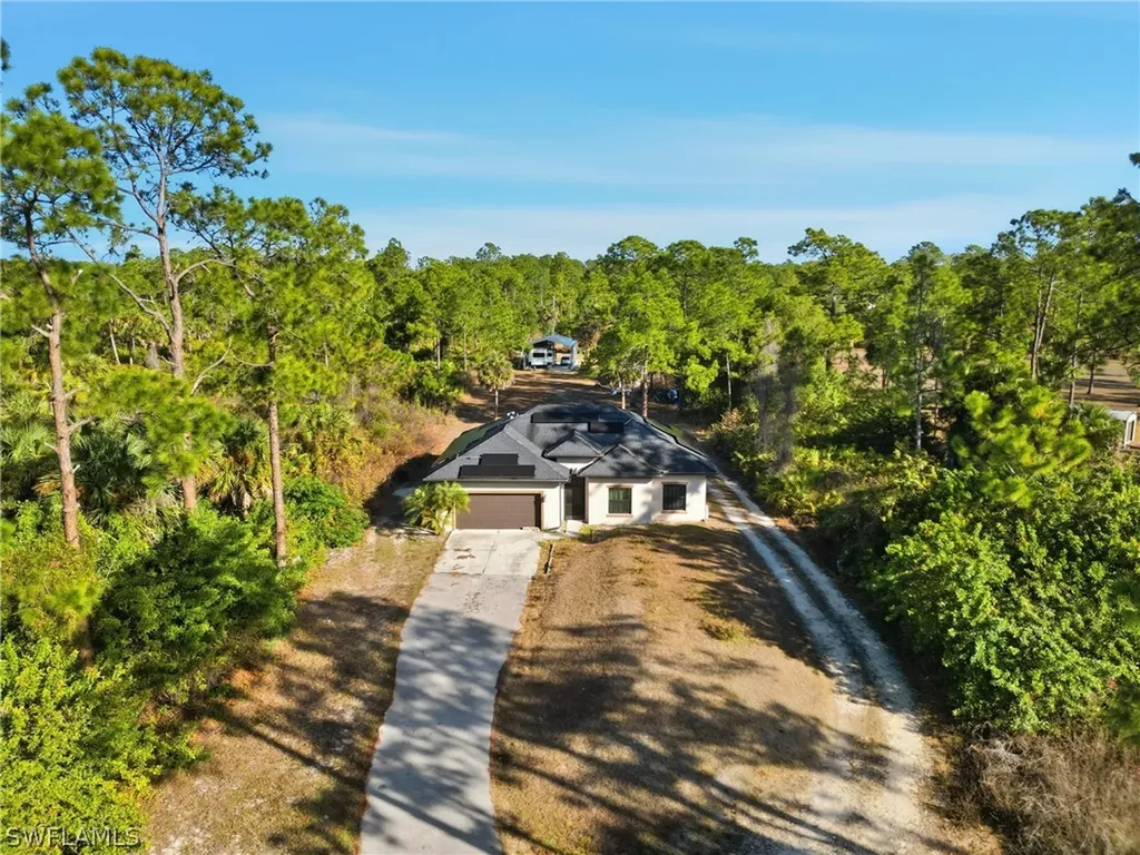 2363 20th Avenue NE Naples FL 34120