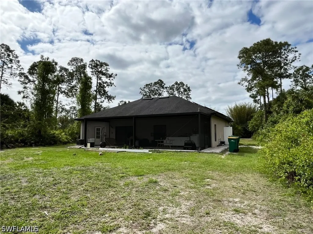 2363 20th Avenue NE Naples FL 34120