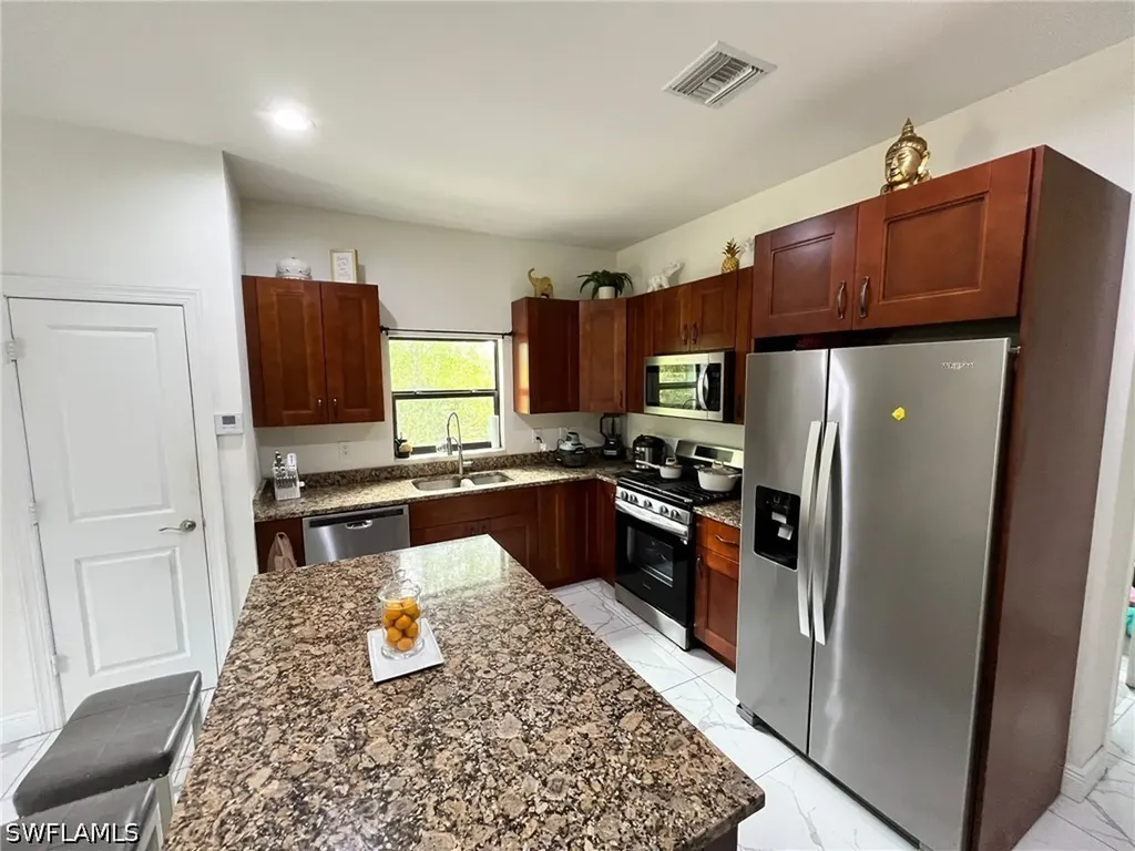 2363 20th Avenue NE Naples FL 34120