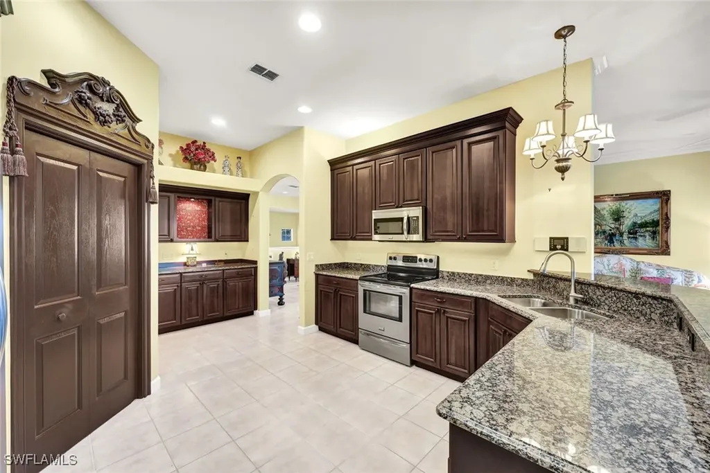 8517 Via Garibaldi Circle Estero FL 33928