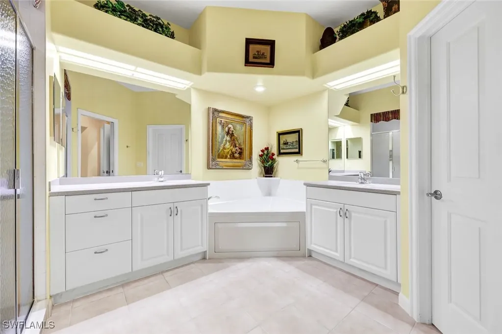 8517 Via Garibaldi Circle Estero FL 33928