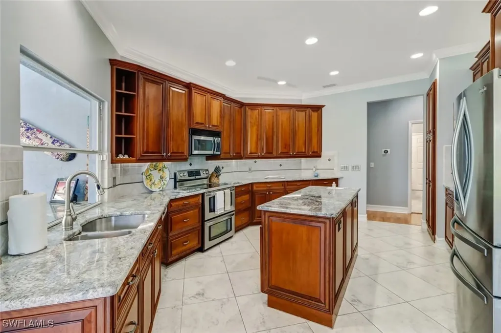 9151 Kings Cove Court Fort Myers FL 33967