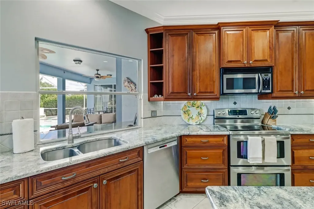 9151 Kings Cove Court Fort Myers FL 33967