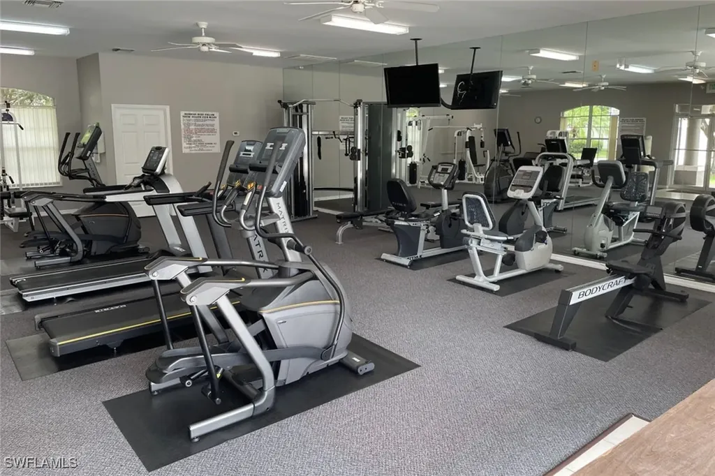 9151 Kings Cove Court Fort Myers FL 33967