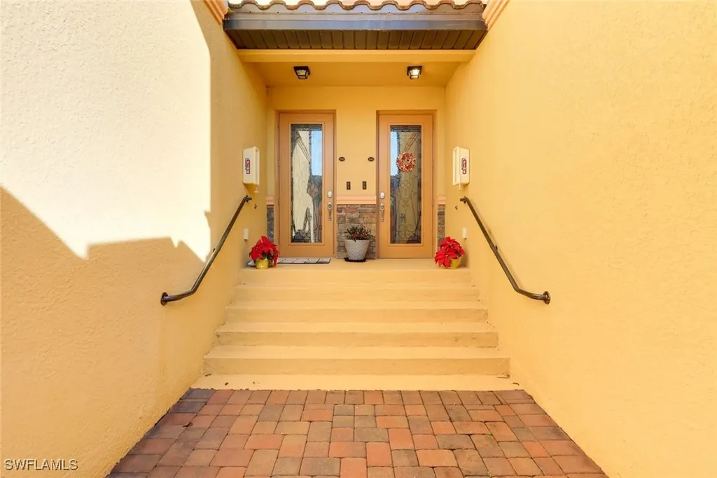 17381 Cherrywood Court Bonita Springs FL 34135