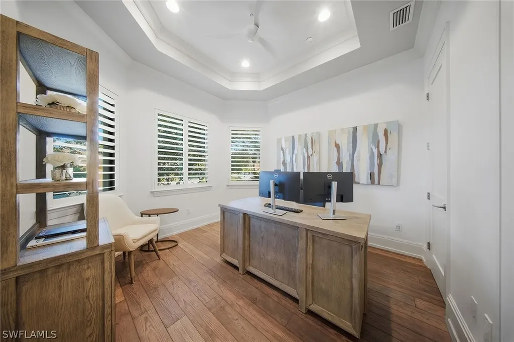 2867 Coco Lakes Drive Naples FL 34105