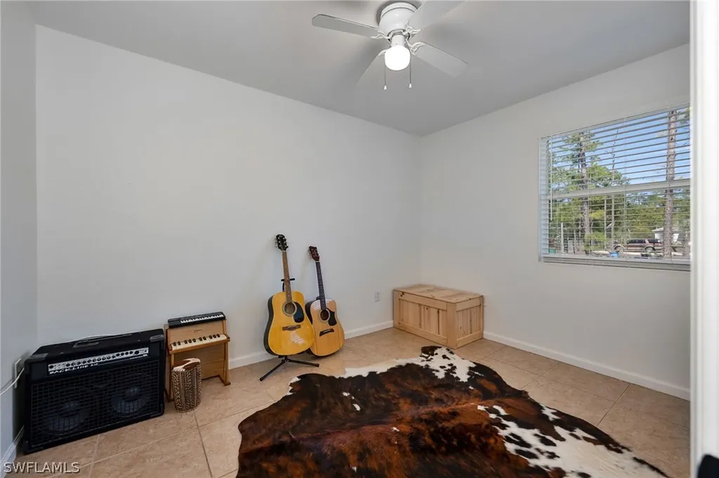 1960 22nd Avenue NE Naples FL 34120