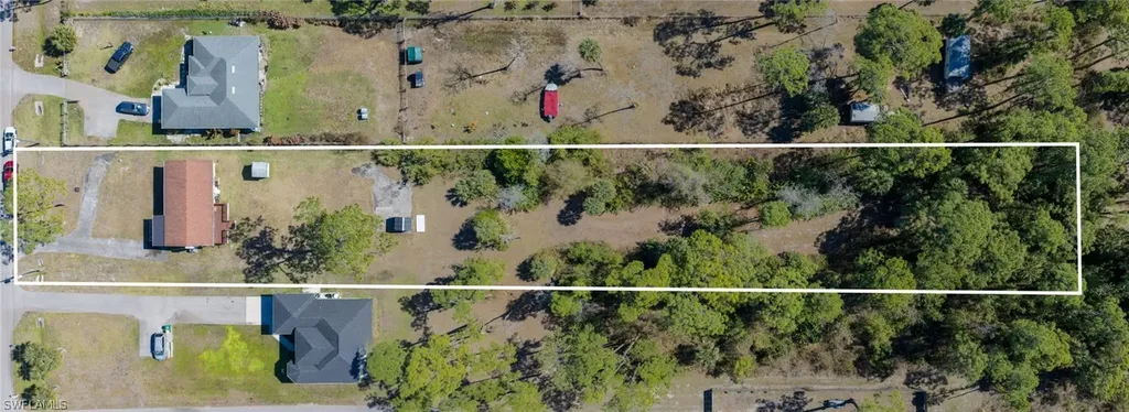 1960 22nd Avenue NE Naples FL 34120