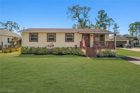 1960 22ND Avenue NE Naples FL 34120