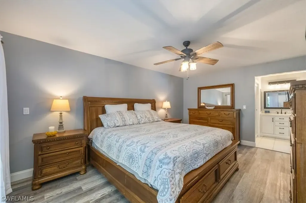 3036 Kings Lake Boulevard Naples FL 34112