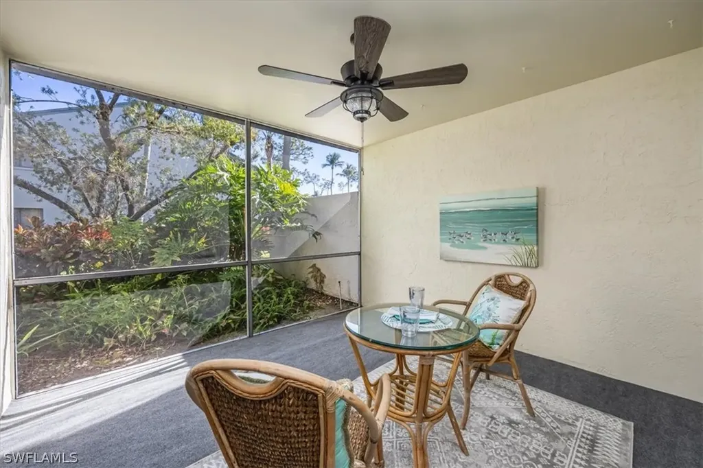 3036 Kings Lake Boulevard Naples FL 34112