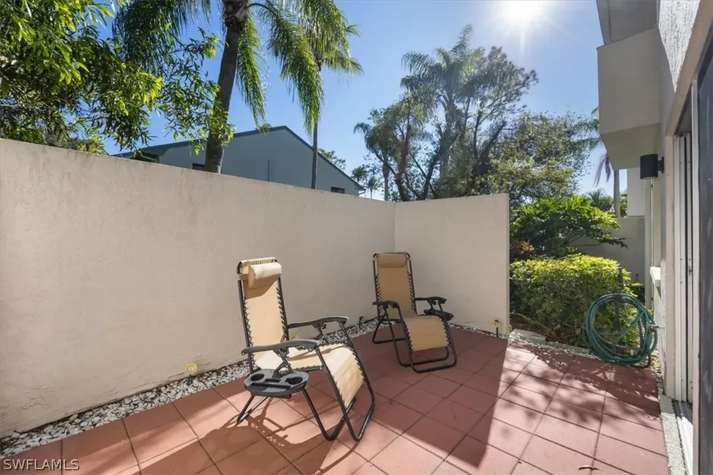 3036 Kings Lake Boulevard Naples FL 34112