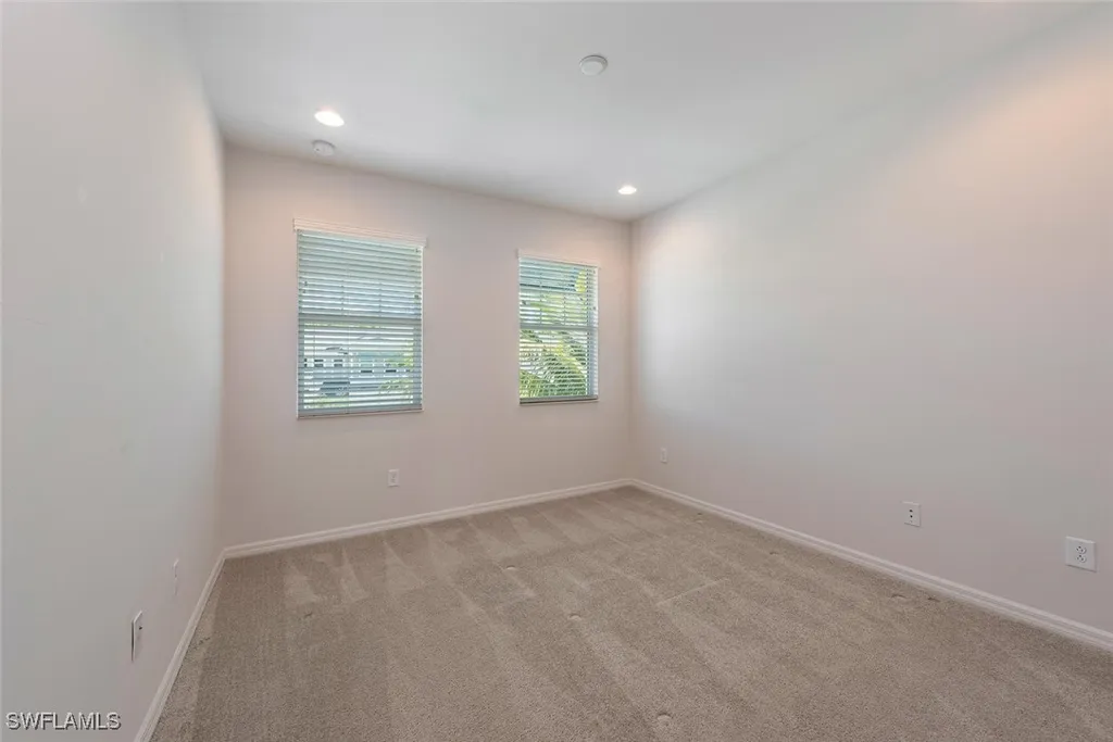 6972 Avalon Circle Naples FL 34112