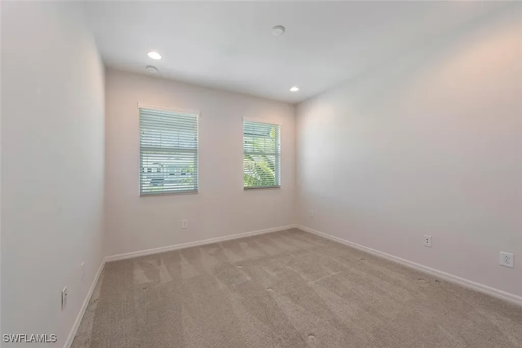 6972 Avalon Circle Naples FL 34112