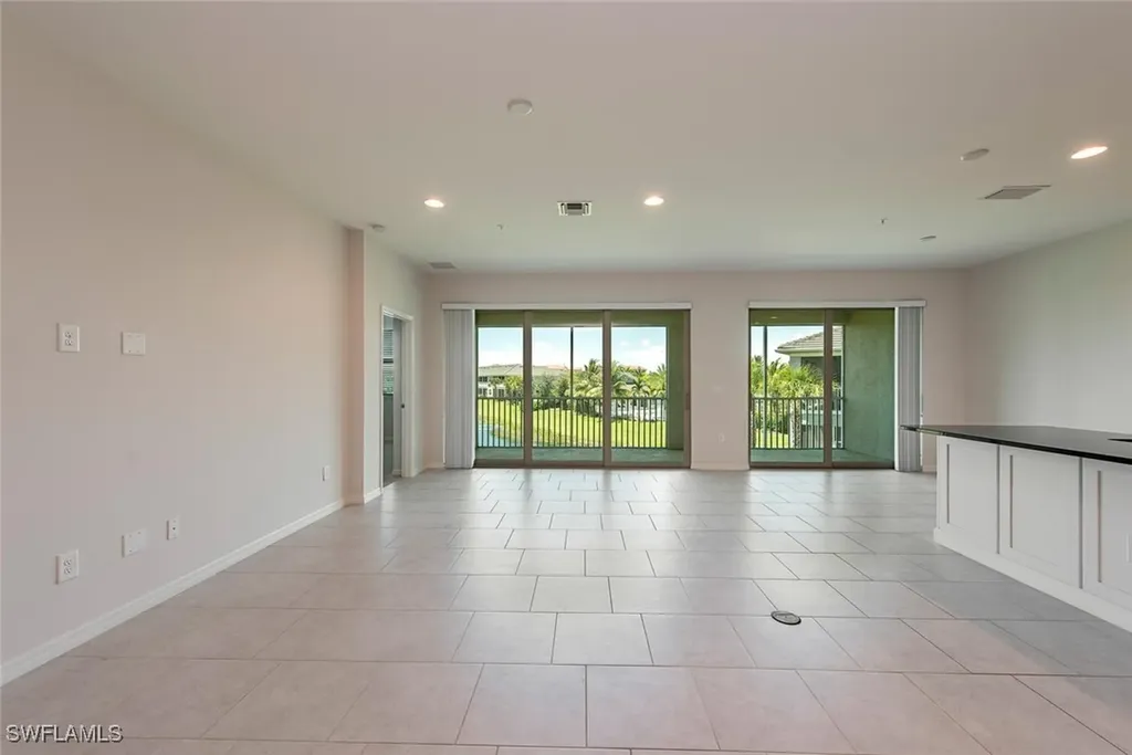 6972 Avalon Circle Naples FL 34112
