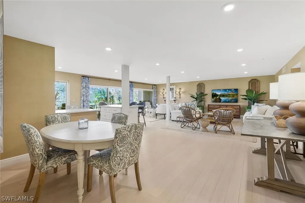 102 Wilderness Way Naples FL 34105