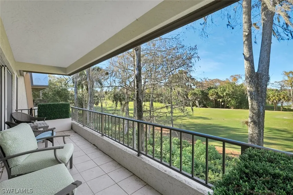 102 Wilderness Way Naples FL 34105