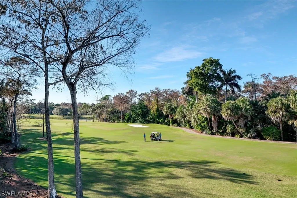 102 Wilderness Way Naples FL 34105
