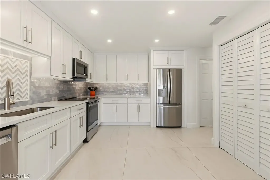 28432 Highgate Drive Bonita Springs FL 34135