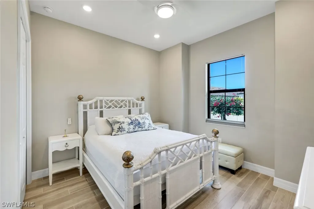 28047 Foxrock Court Bonita Springs FL 34135