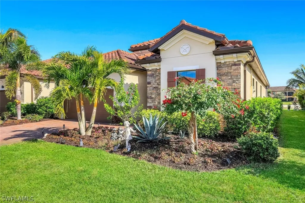 28047 Foxrock Court Bonita Springs FL 34135