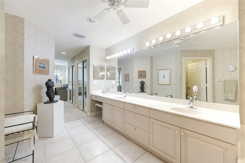 610 Laguna Royale Boulevard Naples FL 34119