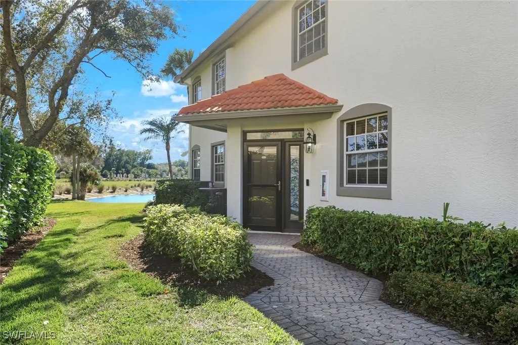 610 Laguna Royale Boulevard Naples FL 34119