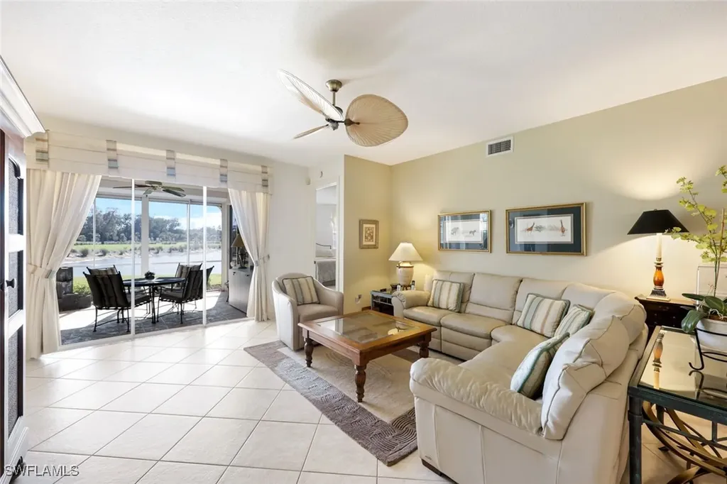 610 Laguna Royale Boulevard Naples FL 34119