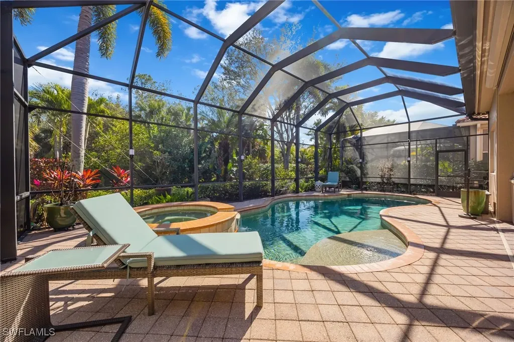 5596 Hammock Isle Drive Naples FL 34119