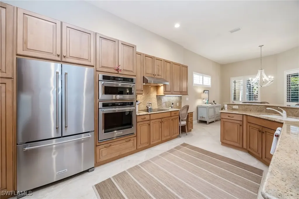 5596 Hammock Isle Drive Naples FL 34119