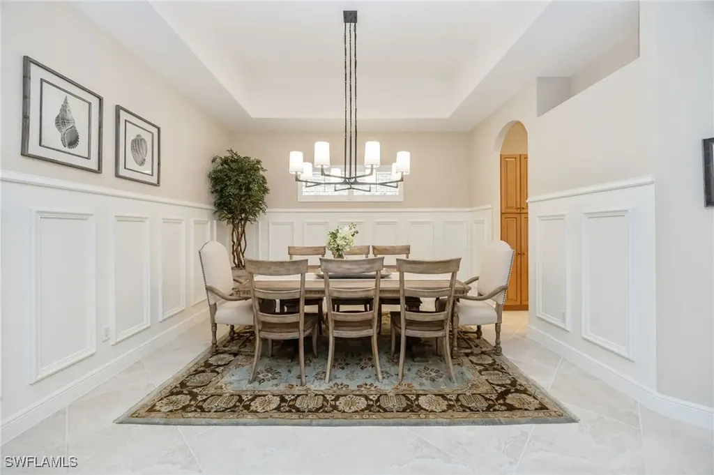 5596 Hammock Isle Drive Naples FL 34119