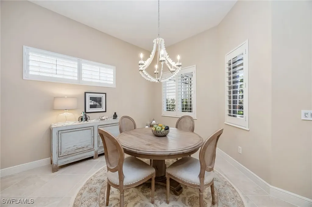 5596 Hammock Isle Drive Naples FL 34119