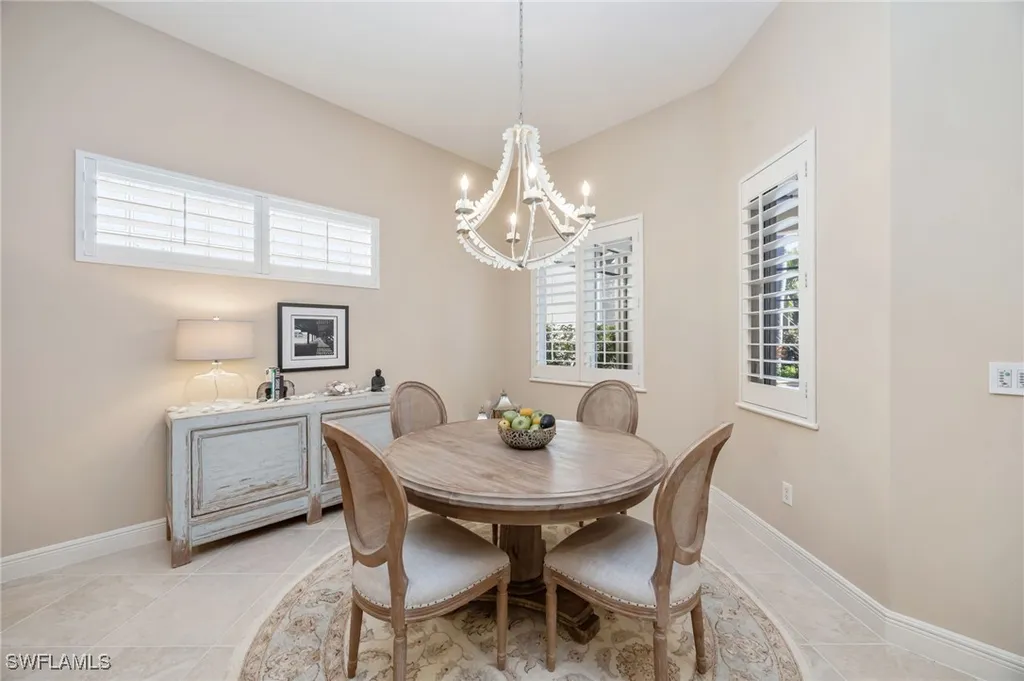 5596 Hammock Isle Drive Naples FL 34119