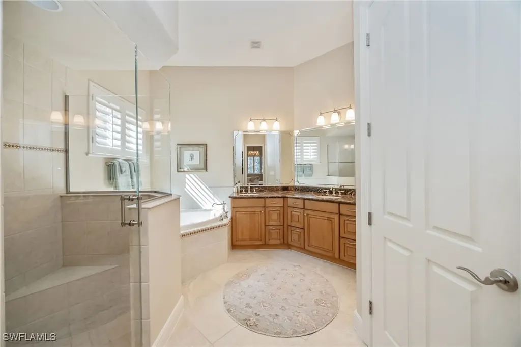5596 Hammock Isle Drive Naples FL 34119