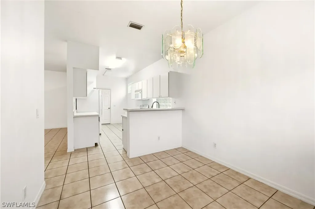 10707 Pearl Bay Circle Estero FL 33928