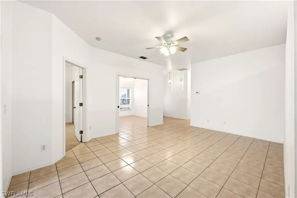 10707 Pearl Bay Circle Estero FL 33928
