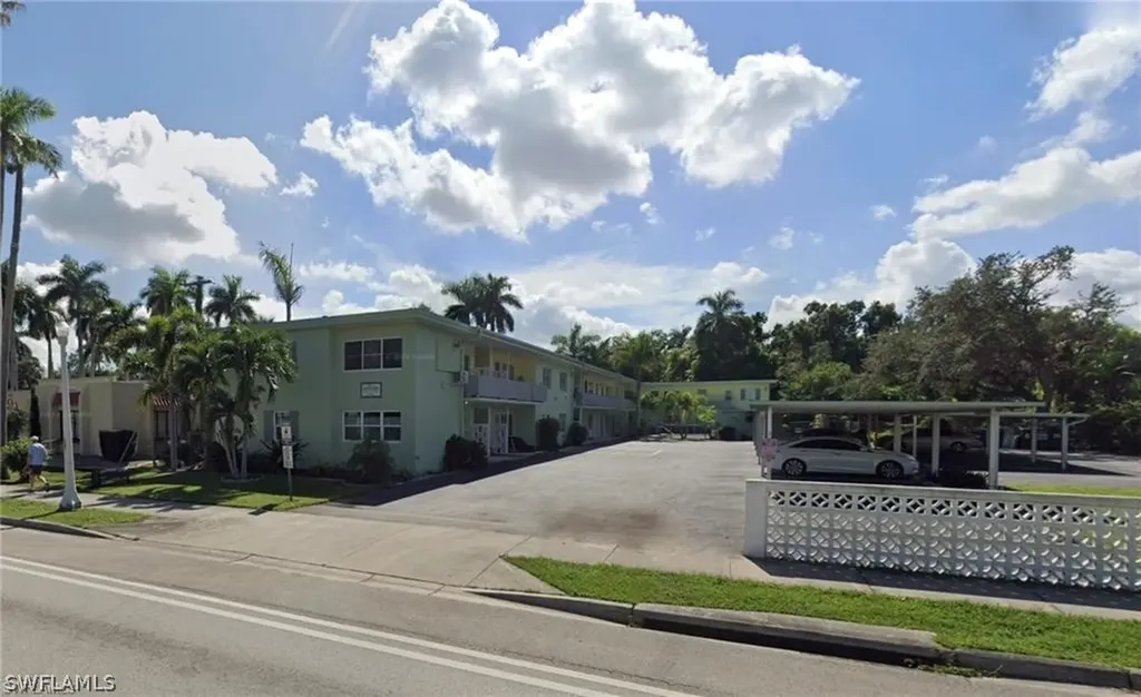 2544 1st Street Fort Myers FL 33901