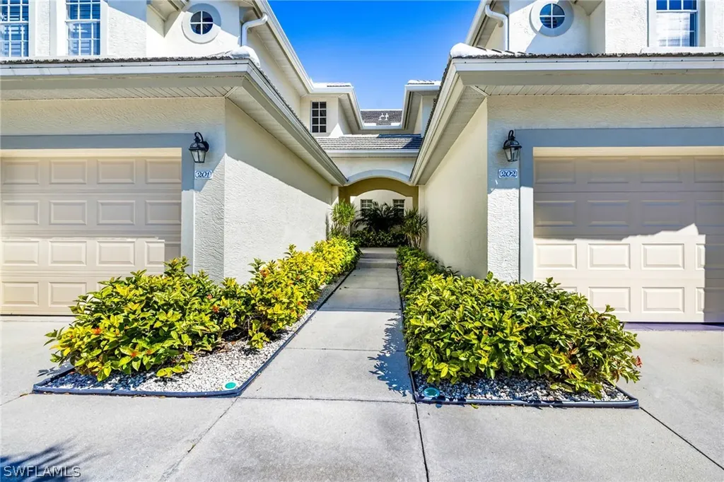 19091 Ridgepoint Drive Estero FL 33928
