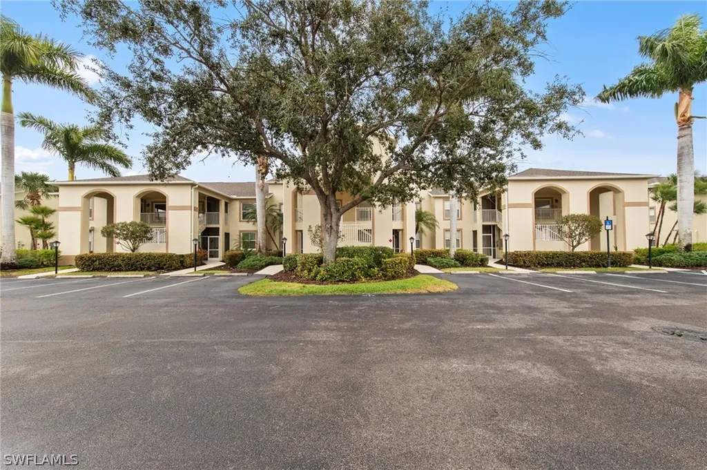 Estero FL, 21311 Lancaster Run, Unit 716